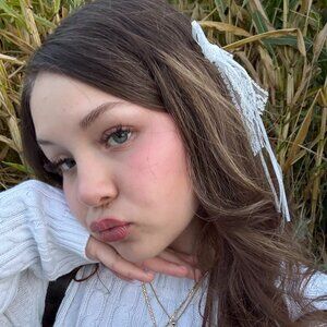 Meet your Posher, Ariadna